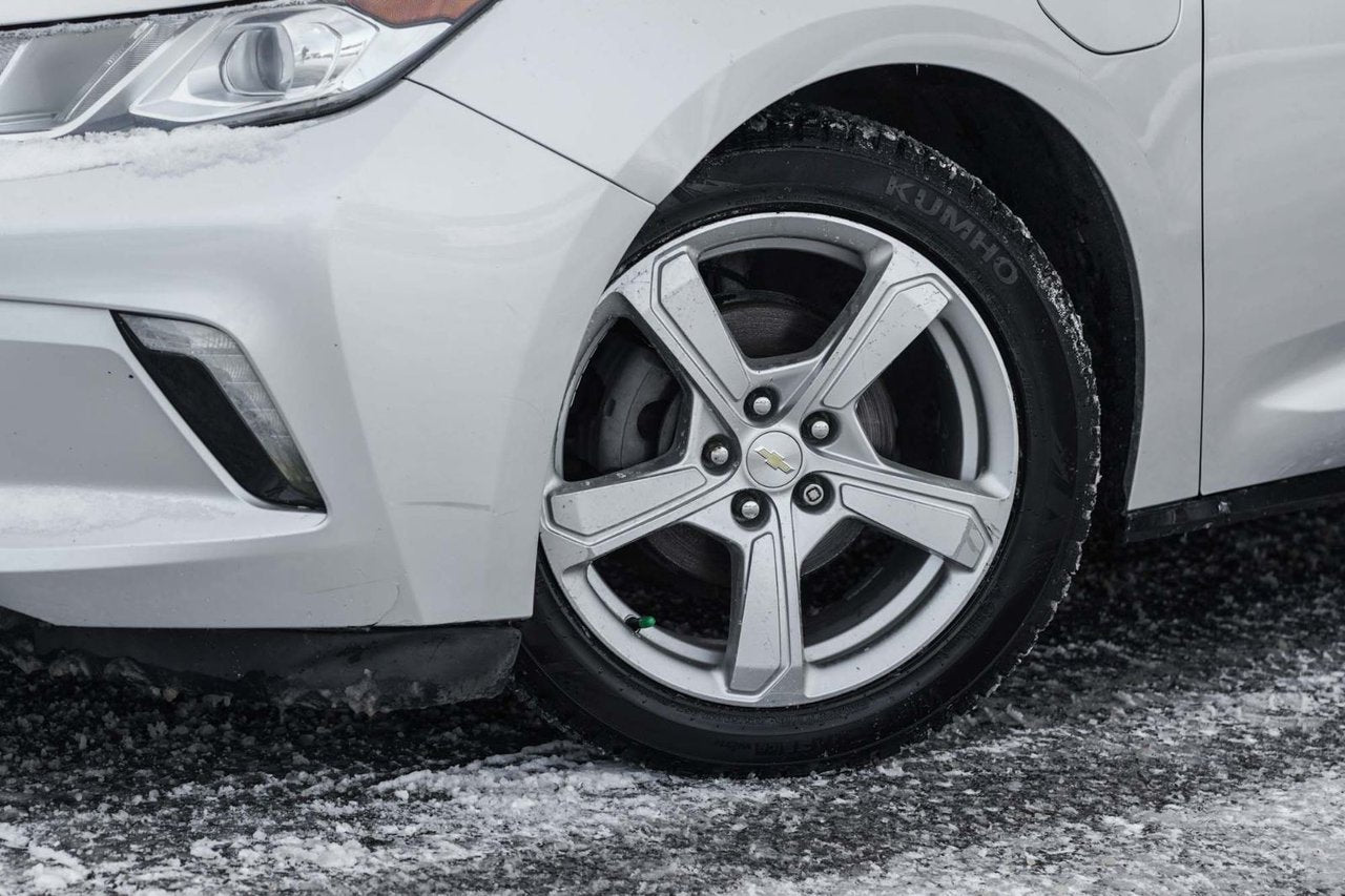 2018 Chevrolet Volt LT; PLUG IN CAMERA SIEGES CHAUFFANT *GARANTIE*