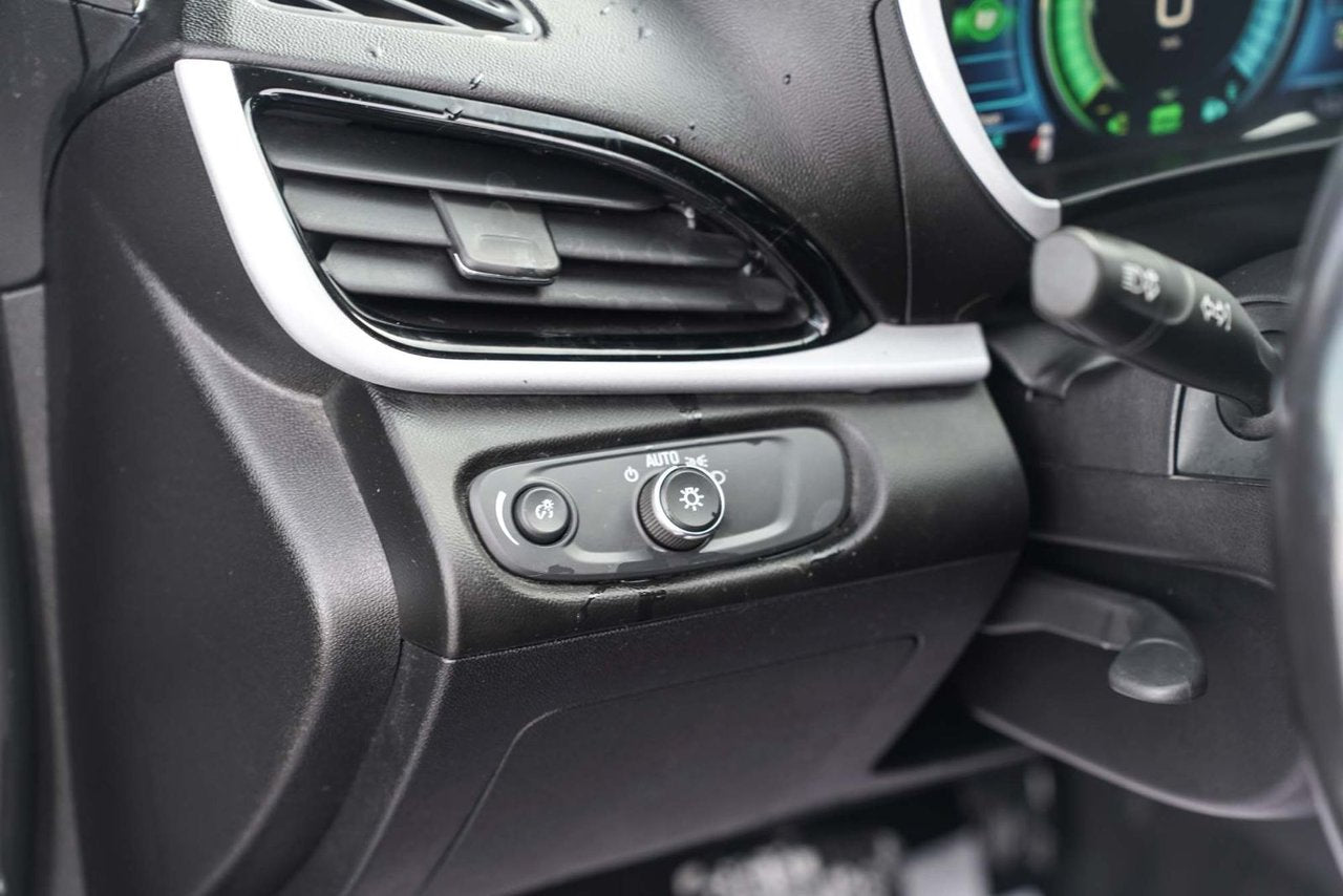 2018 Chevrolet Volt LT; PLUG IN CAMERA SIEGES CHAUFFANT *GARANTIE*