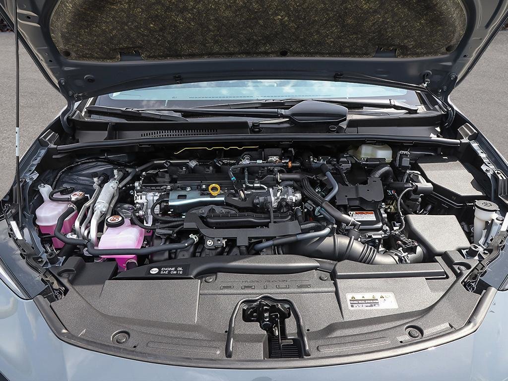 2026 Toyota Prius Plug-in Hybrid SE