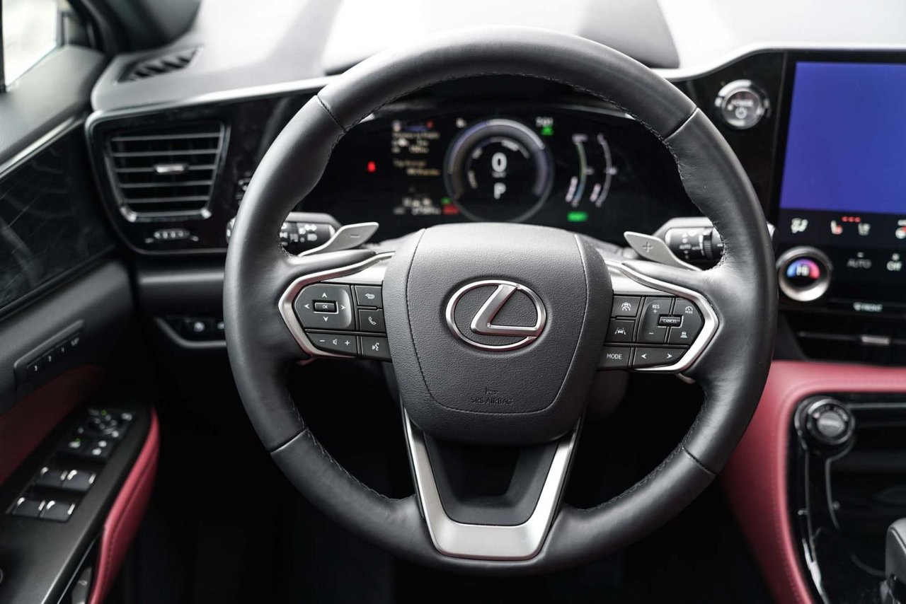 2025 Lexus NX 450h+ 450h+ DEMO ULTRA PREMIUM HYBRIDE BRANCHABLE CUIR