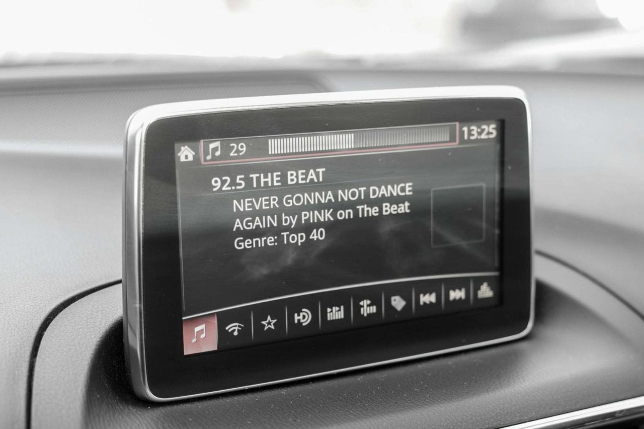 2015 Mazda Mazda3 SPORT GT; CUIR TOIT NAV SIEGES CHAUFFANT*GARANTIE*