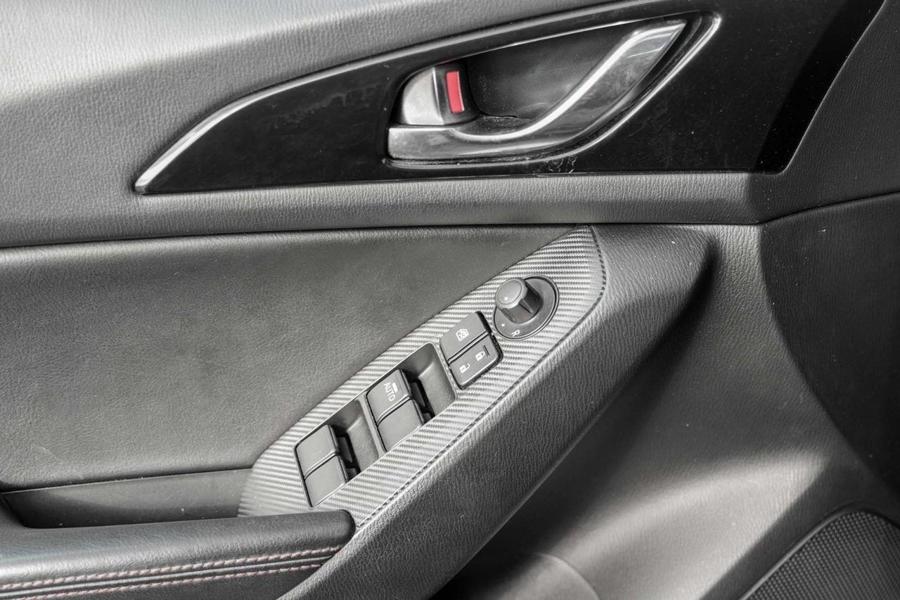 2015 Mazda Mazda3 SPORT GT; CUIR TOIT NAV SIEGES CHAUFFANT*GARANTIE*