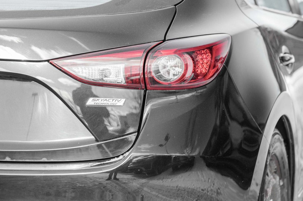 2015 Mazda Mazda3 SPORT GT; CUIR TOIT NAV SIEGES CHAUFFANT*GARANTIE*
