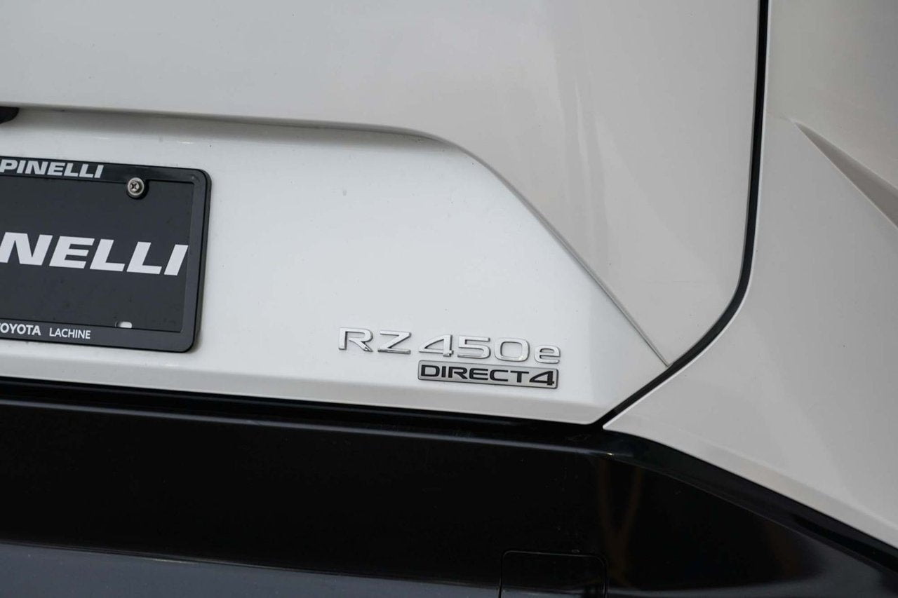 2023 Lexus RZ 450e DEMO SIGNATURE AWD DIRECT4 BAS KM COMME NEUF