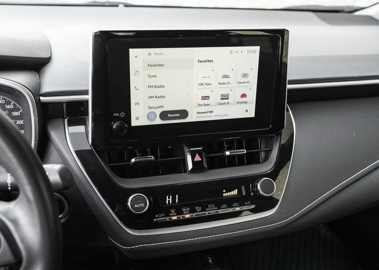 2023 Toyota Corolla Hatchback SE