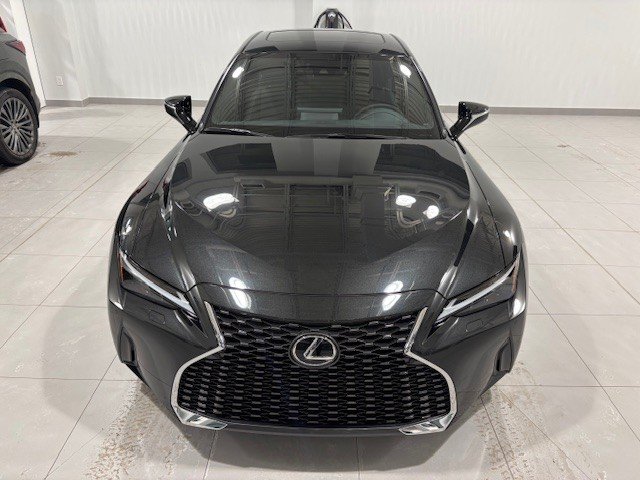 2025 Lexus IS IS 300, AWD LUXURY PACKAGE