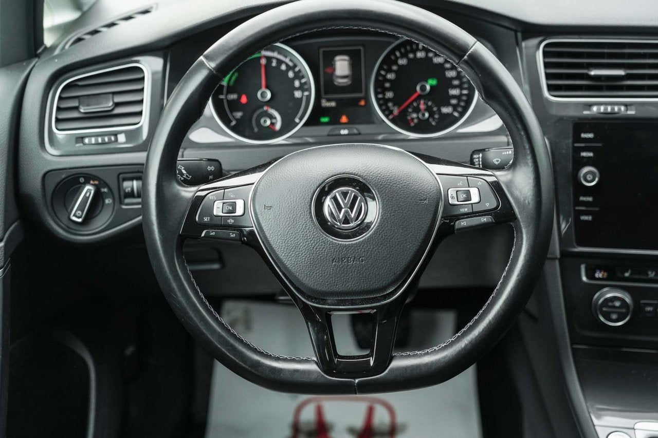 2020 Volkswagen e-Golf COMFORTLINE; A/C CAMERA SIEGES CHAUFFANT MAGS