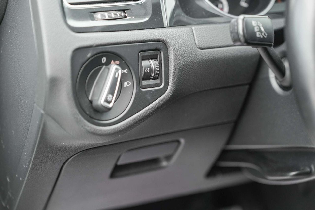 2020 Volkswagen e-Golf COMFORTLINE; A/C CAMERA SIEGES CHAUFFANT MAGS