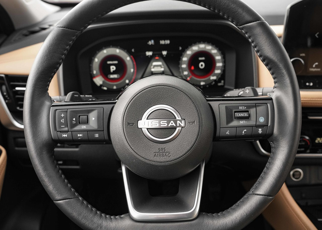 2023 Nissan Rogue Platinum AWD+CAM.360+NAV+CUIR+TOIT.PANO+CARPLAY