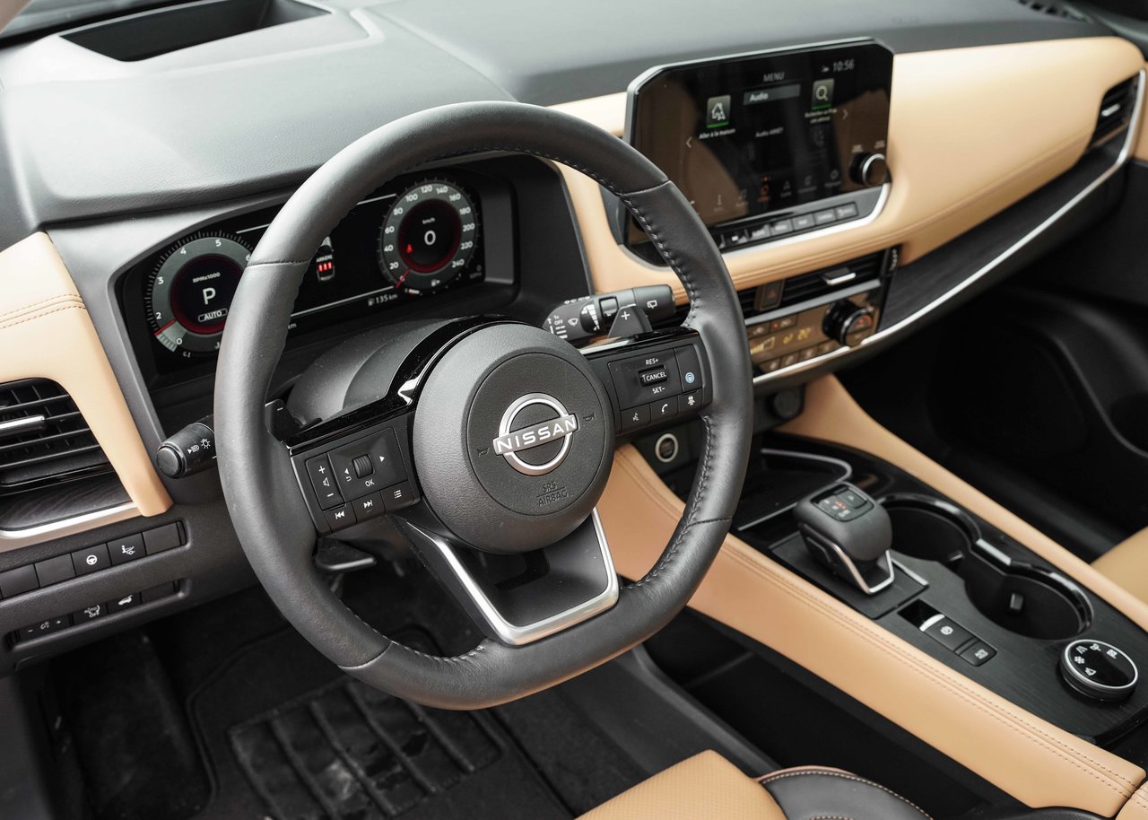 2023 Nissan Rogue Platinum AWD+CAM.360+NAV+CUIR+TOIT.PANO+CARPLAY