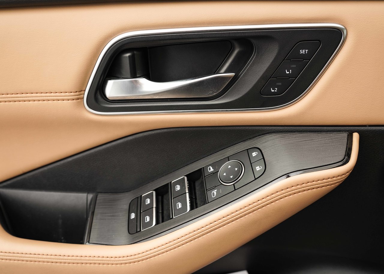 2023 Nissan Rogue Platinum AWD+CAM.360+NAV+CUIR+TOIT.PANO+CARPLAY