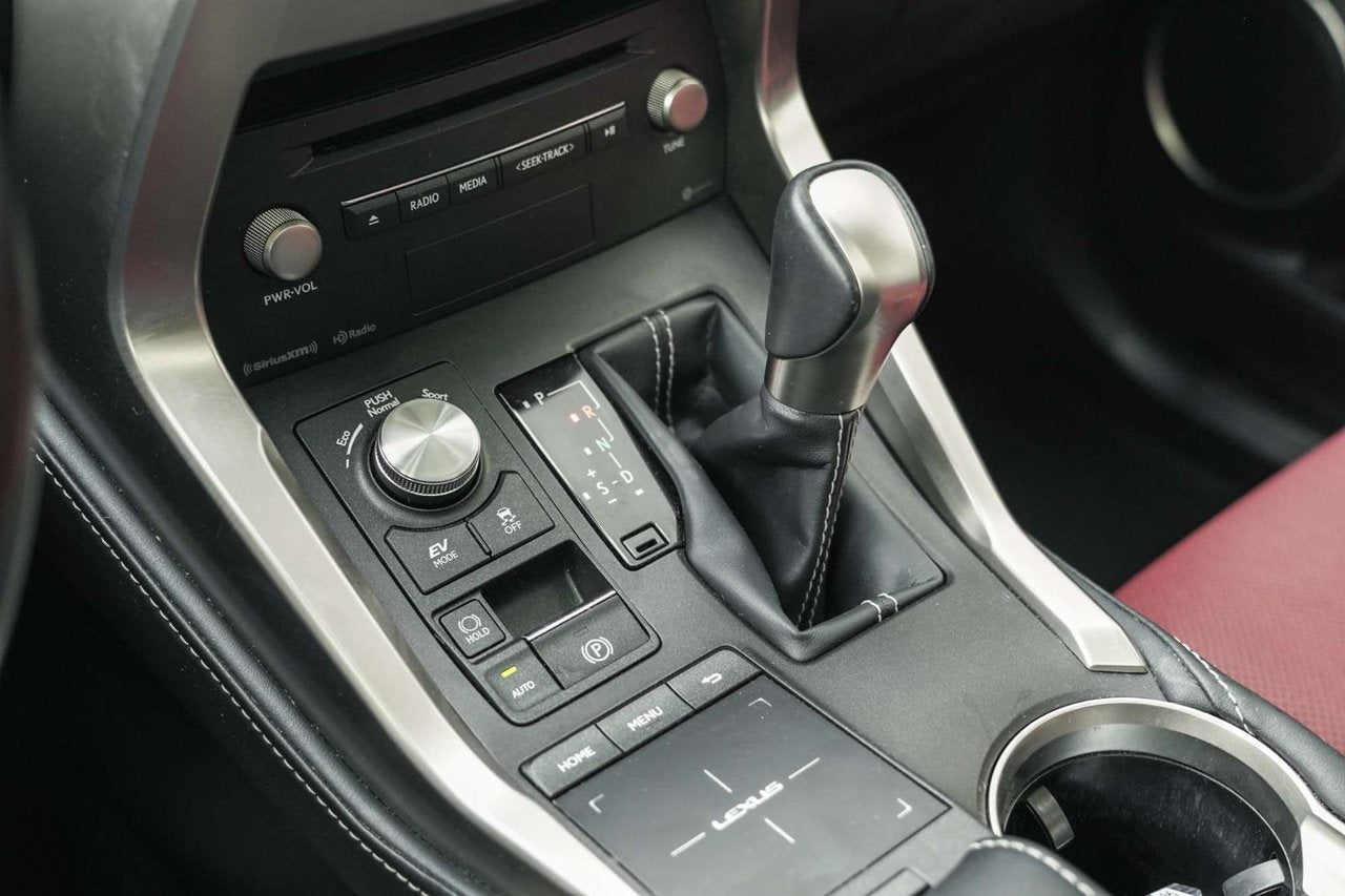 2020 Lexus NX 300h 300h PREMIUM HYBRID BAS KM CUIR ROUGE TOIT CARPLAY