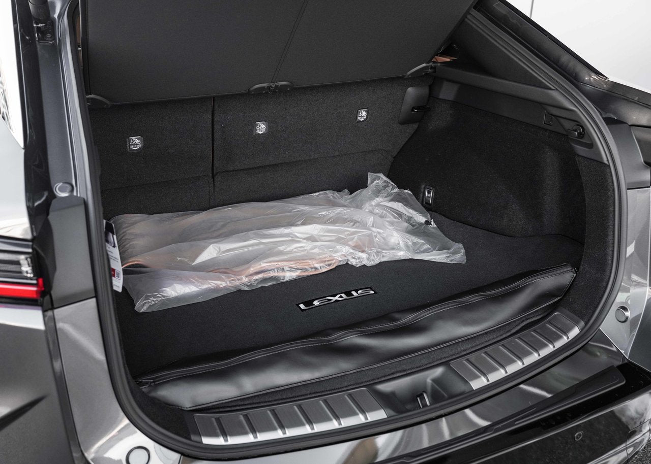 2026 Lexus RZ 450e Luxury