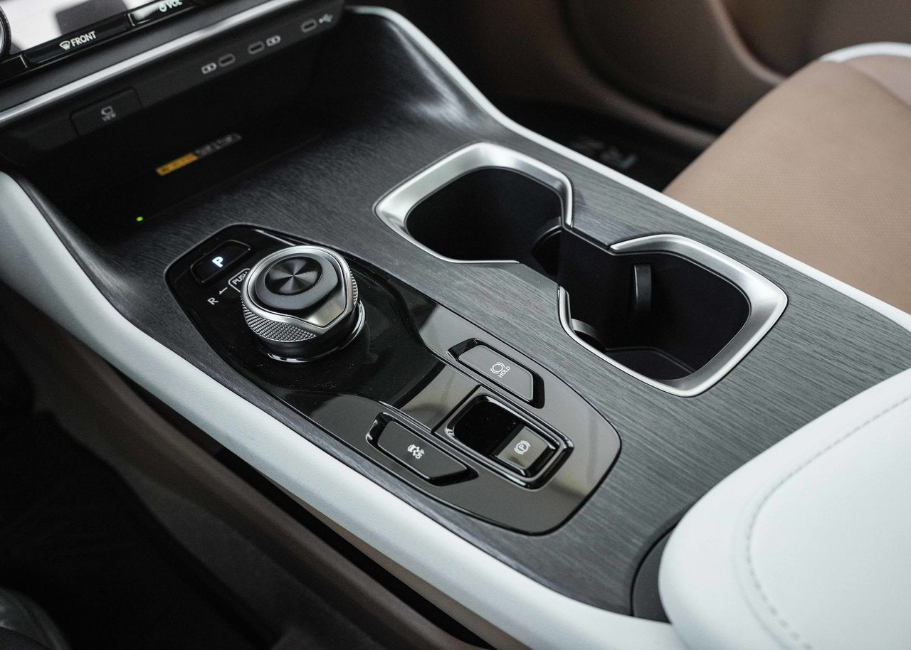 2026 Lexus RZ 450e Luxury