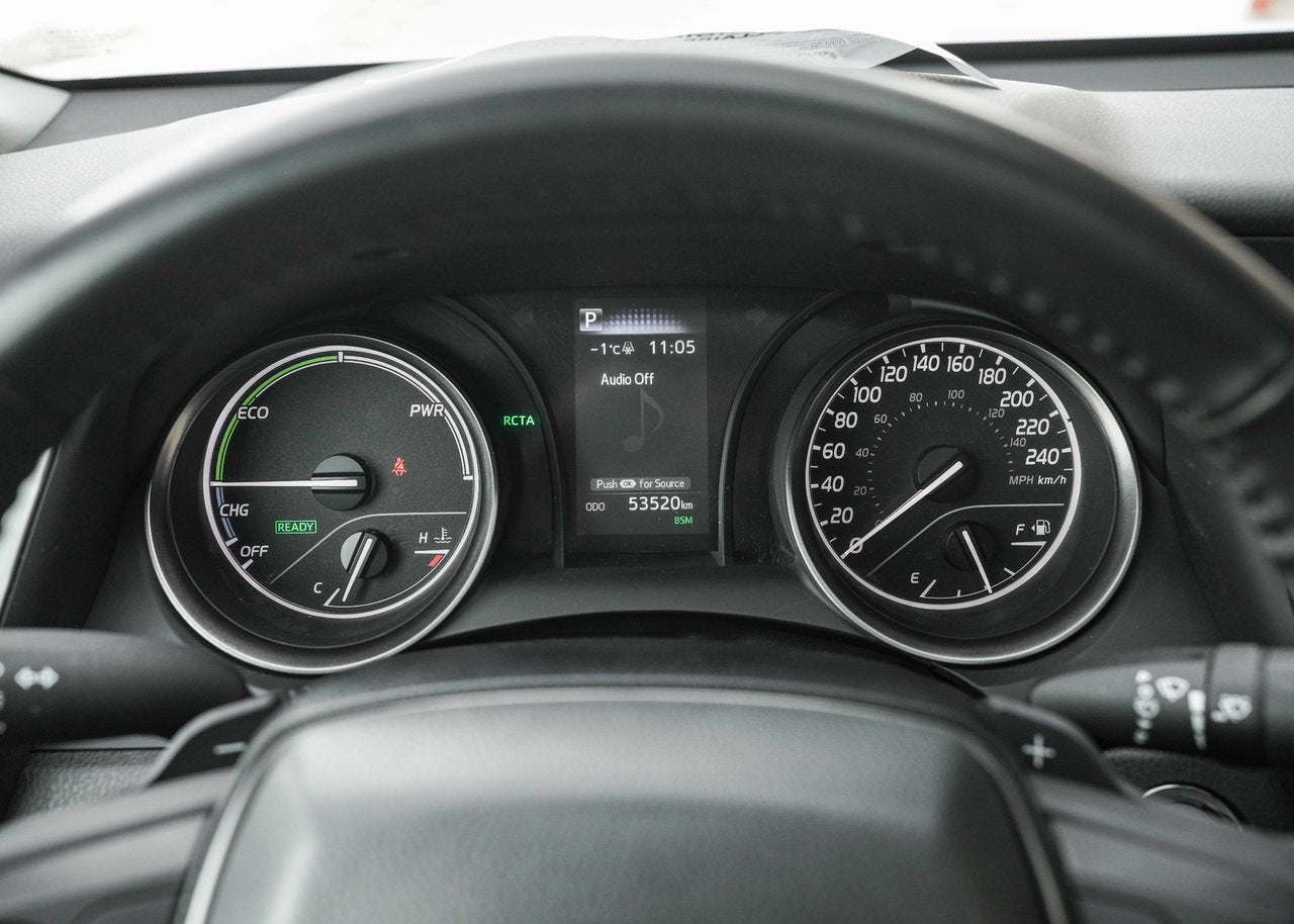 2023 Toyota Camry SE UP Hybrid