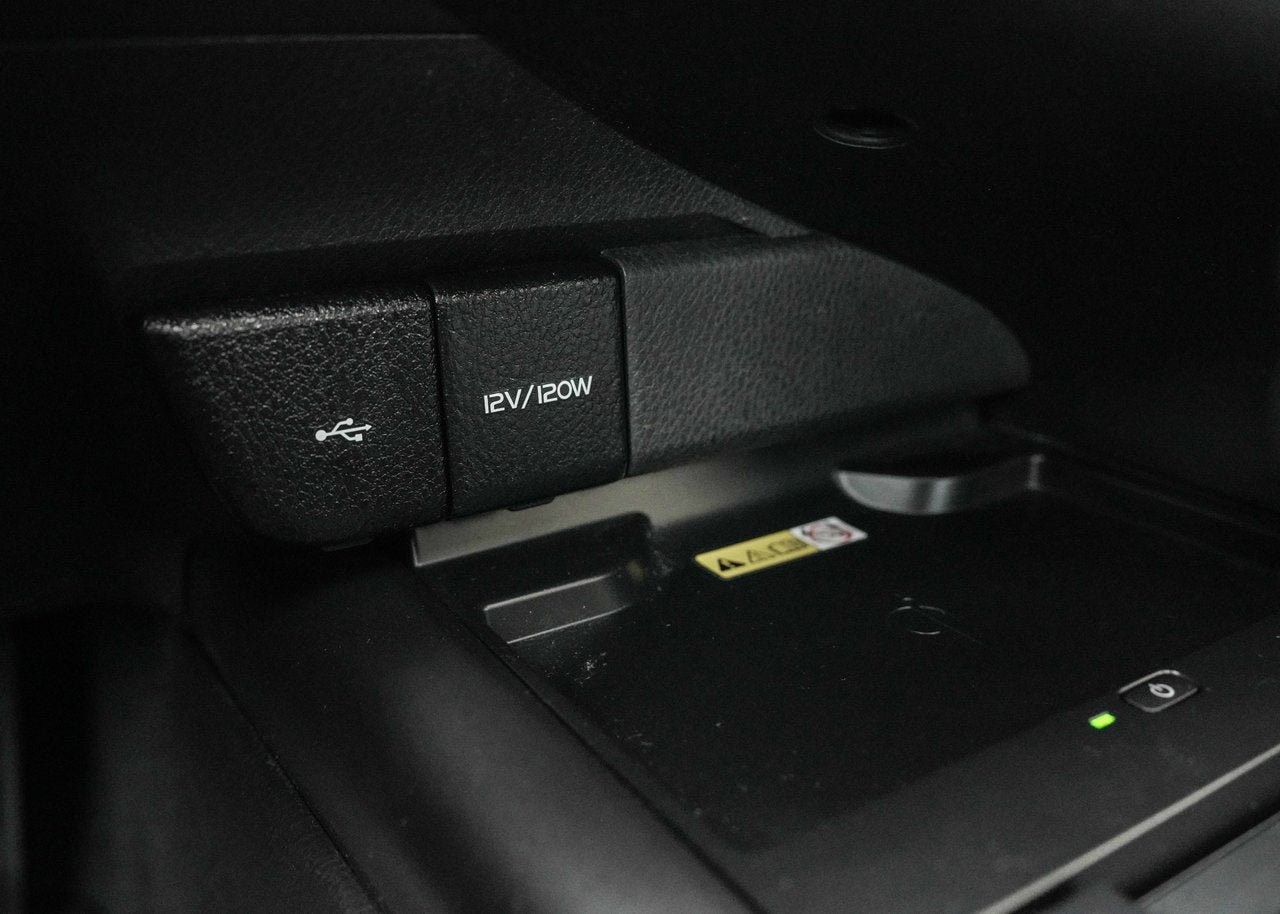 2023 Toyota Camry SE UP Hybrid