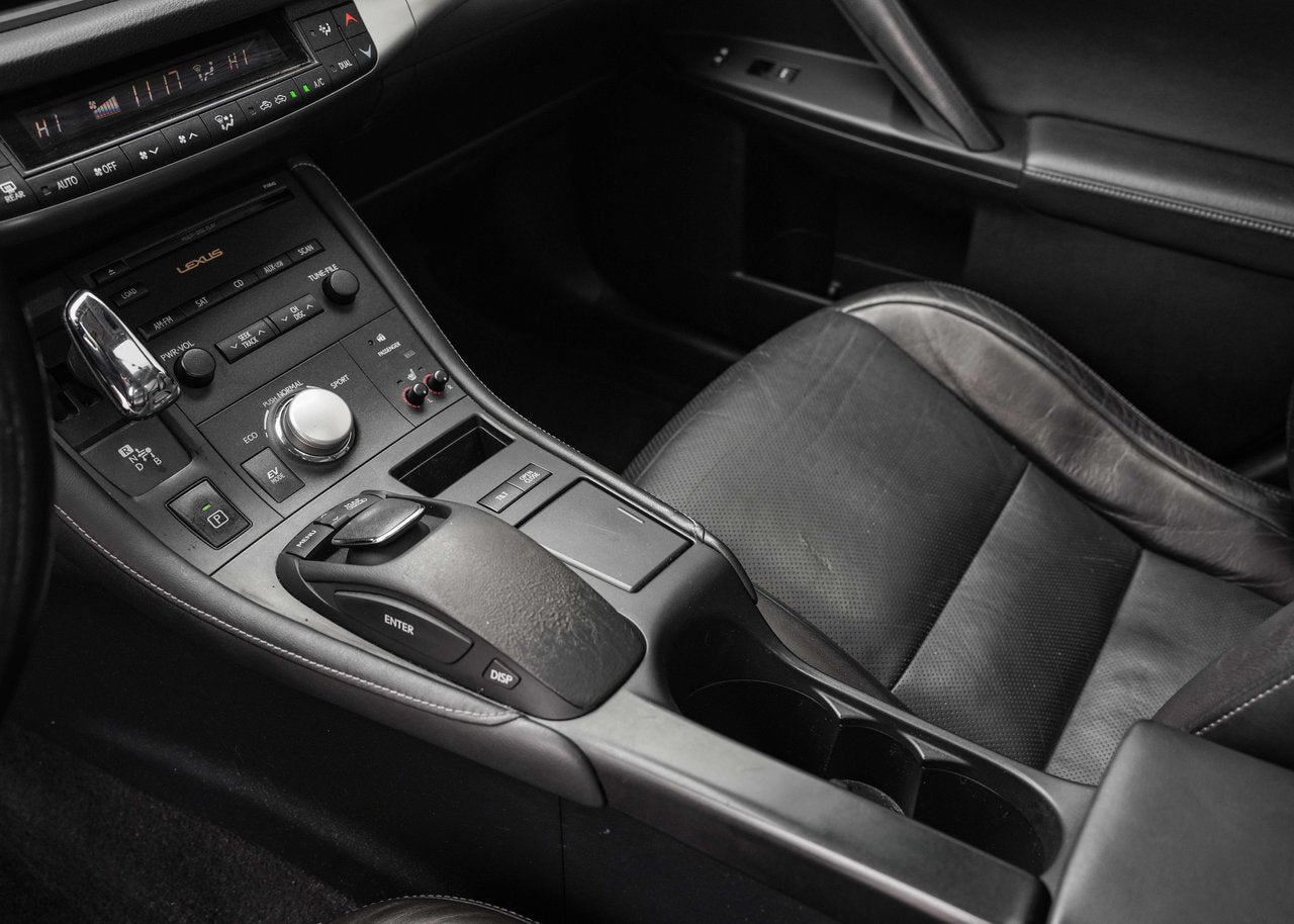 2011 Lexus CT 200h TECHNOLOGIE FWD; HYBRIDE CUIR TOIT NAV *GARANTIE*