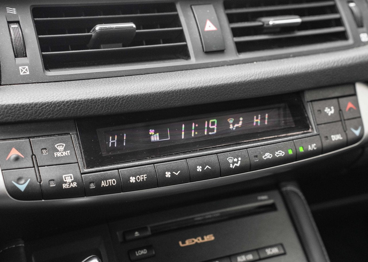 2011 Lexus CT 200h TECHNOLOGIE FWD; HYBRIDE CUIR TOIT NAV *GARANTIE*