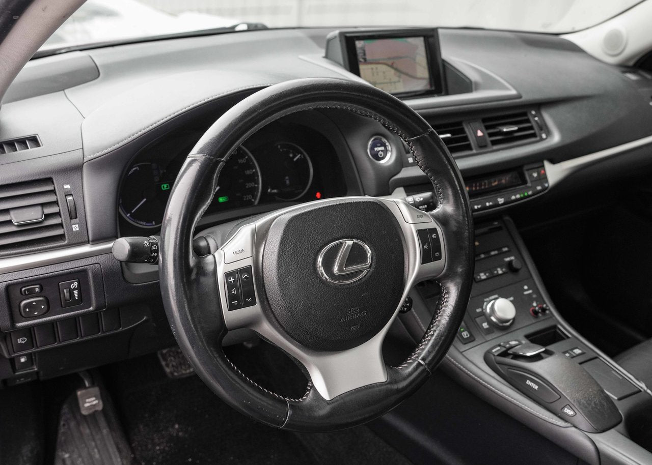 2011 Lexus CT 200h TECHNOLOGIE FWD; HYBRIDE CUIR TOIT NAV *GARANTIE*