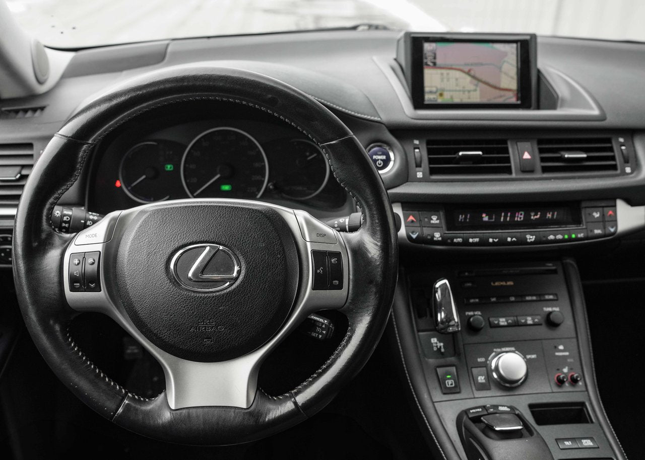 2011 Lexus CT 200h TECHNOLOGIE FWD; HYBRIDE CUIR TOIT NAV *GARANTIE*