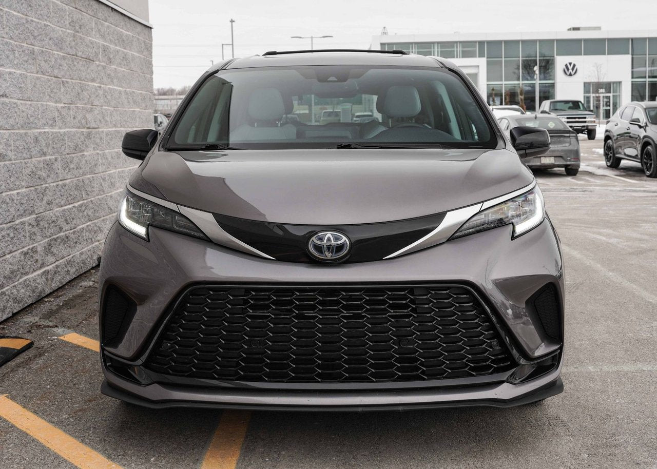 2022 Toyota Sienna XSE