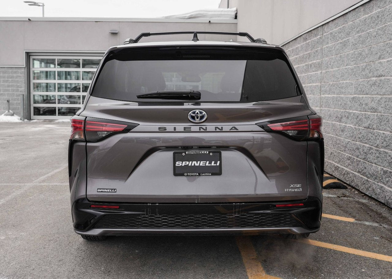 2022 Toyota Sienna XSE