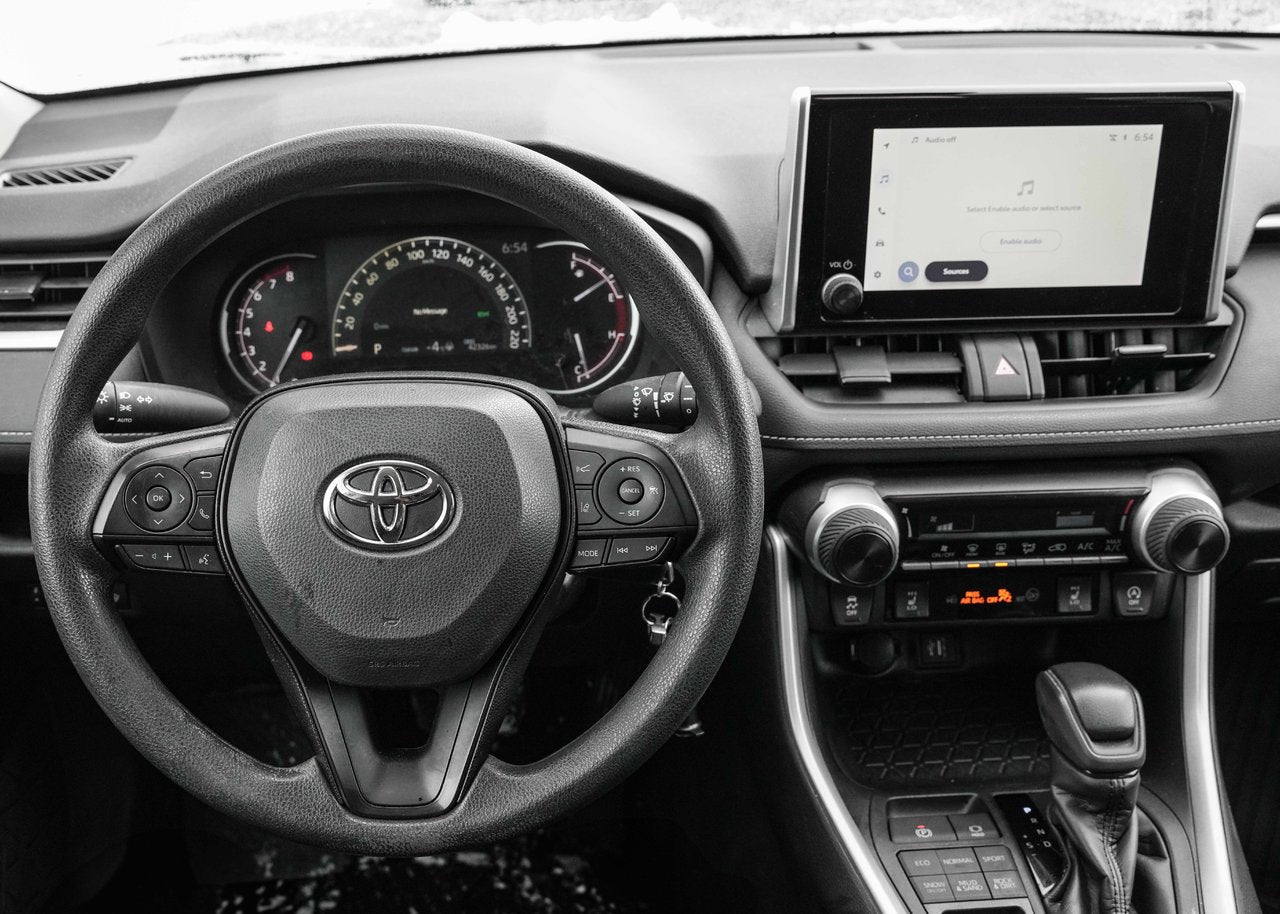 2023 Toyota RAV4 LE AWD