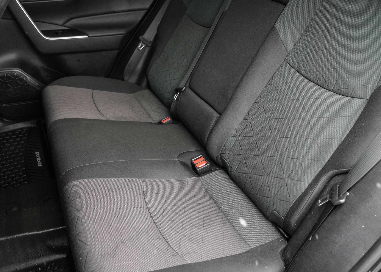 2023 Toyota RAV4 LE AWD