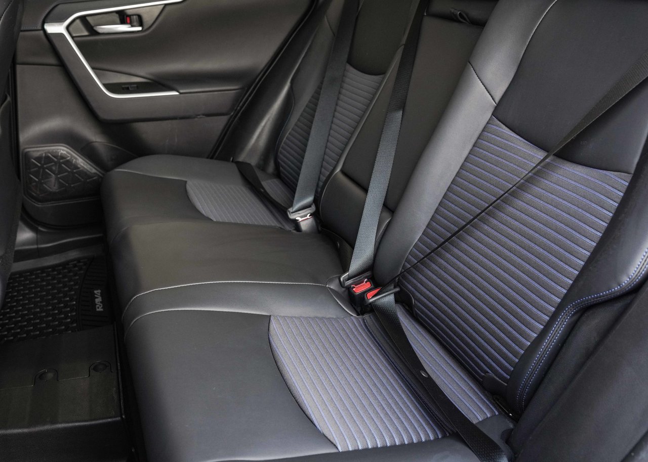 2025 Toyota RAV4 Hybrid XSE TECH