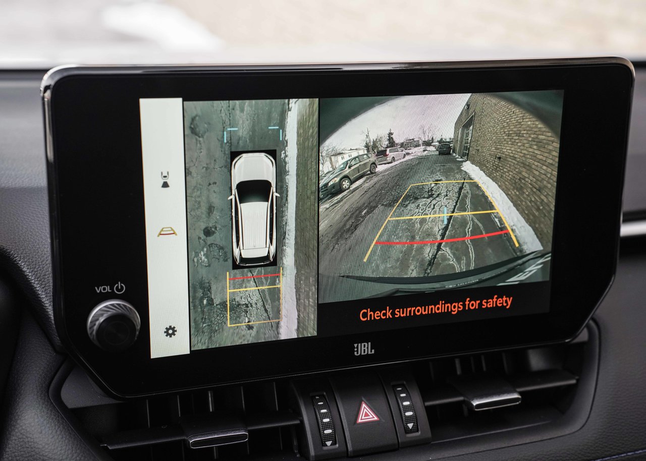 2025 Toyota RAV4 Hybrid XSE TECH