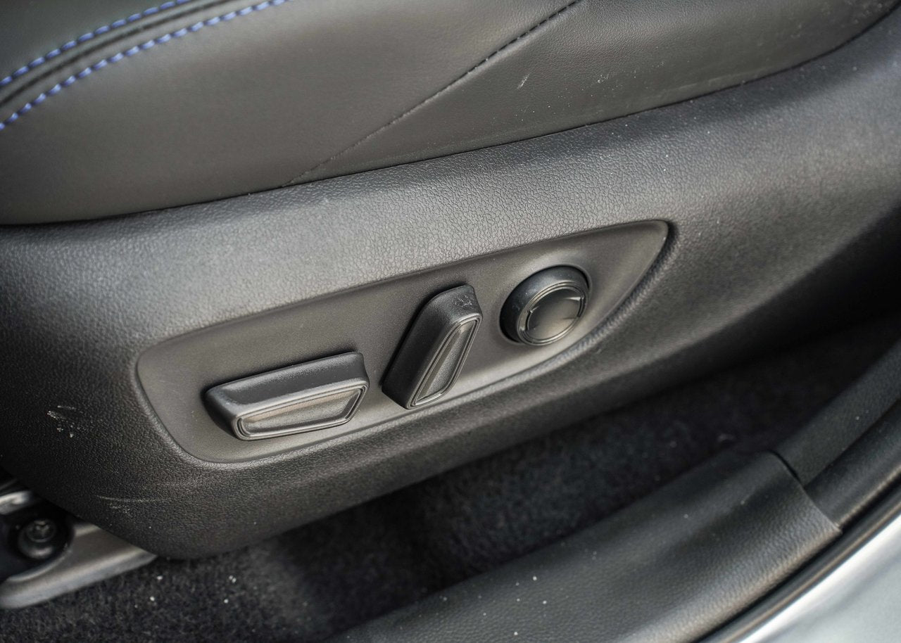 2025 Toyota RAV4 Hybrid XSE TECH