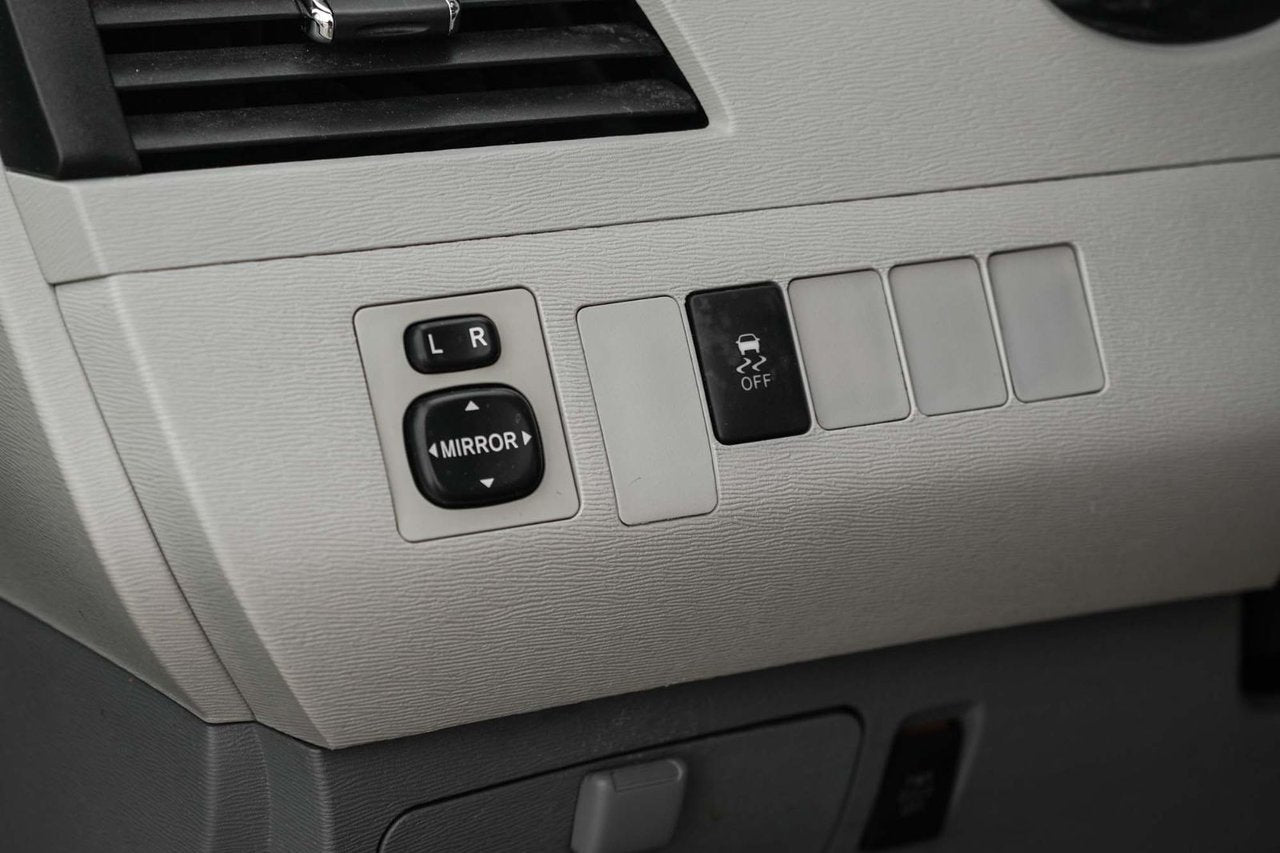 2013 Toyota Sienna LE