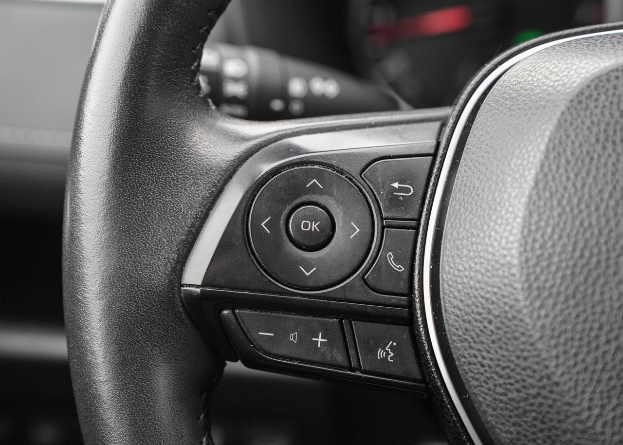 2019 Toyota RAV4 *XLE PREMIUM*