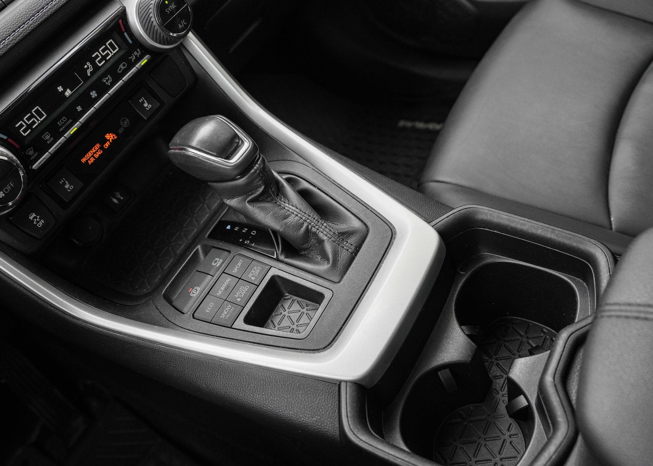 2019 Toyota RAV4 *XLE PREMIUM*