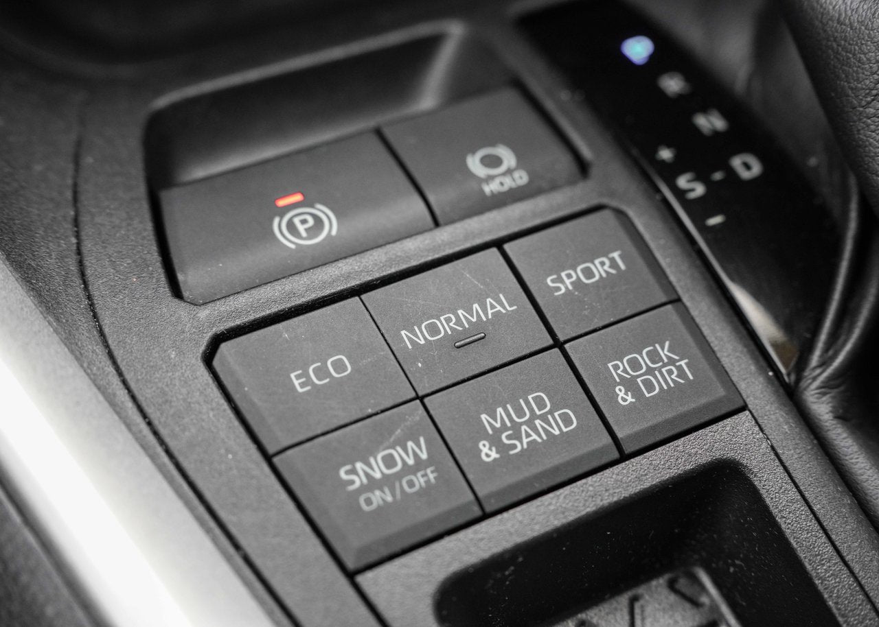 2019 Toyota RAV4 *XLE PREMIUM*