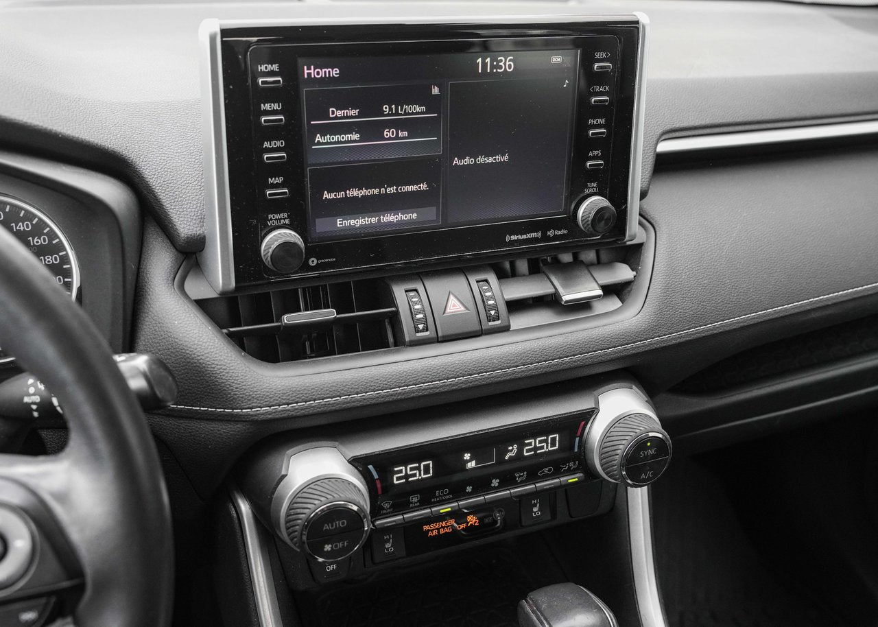 2019 Toyota RAV4 *XLE PREMIUM*