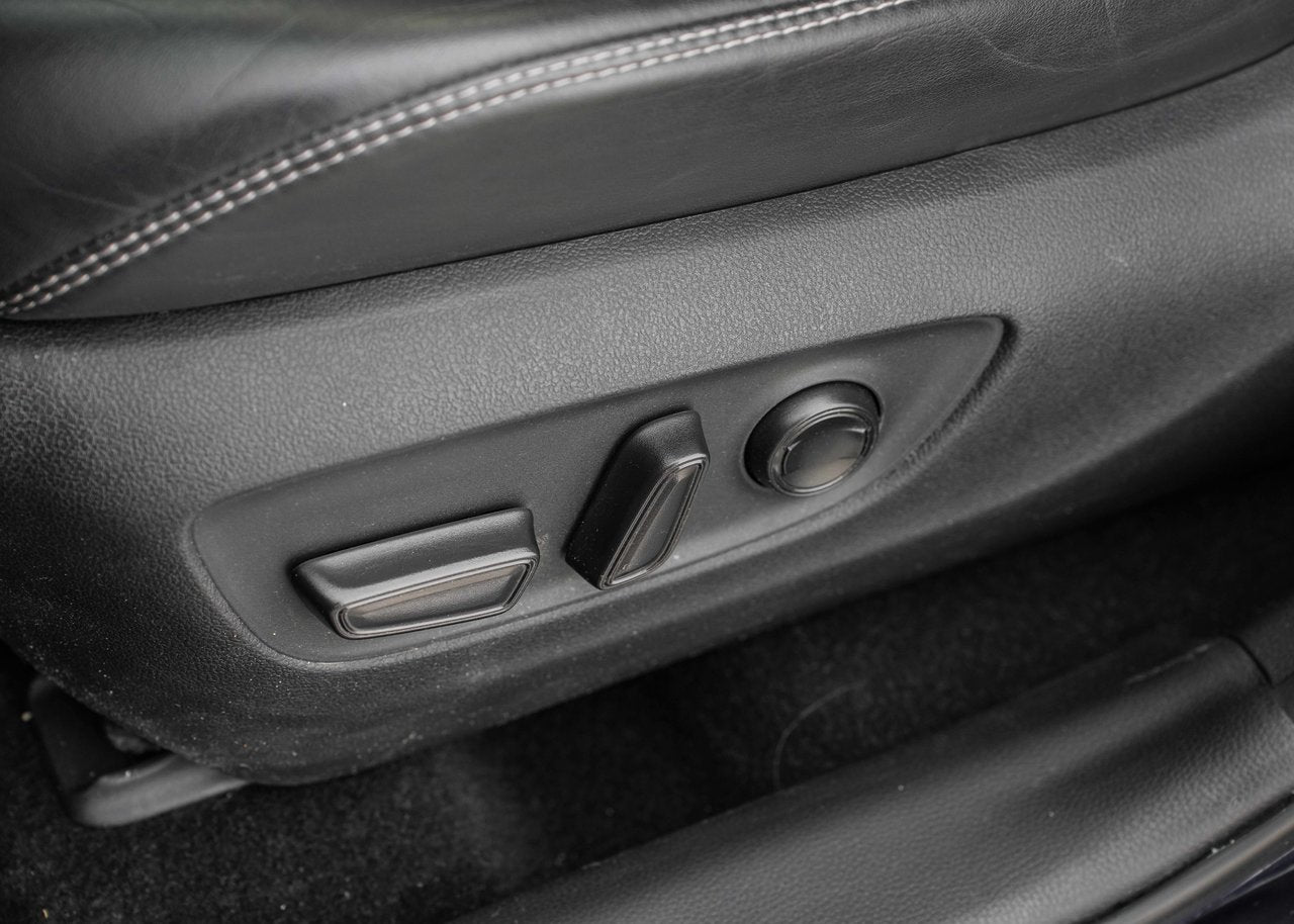 2019 Toyota RAV4 *XLE PREMIUM*