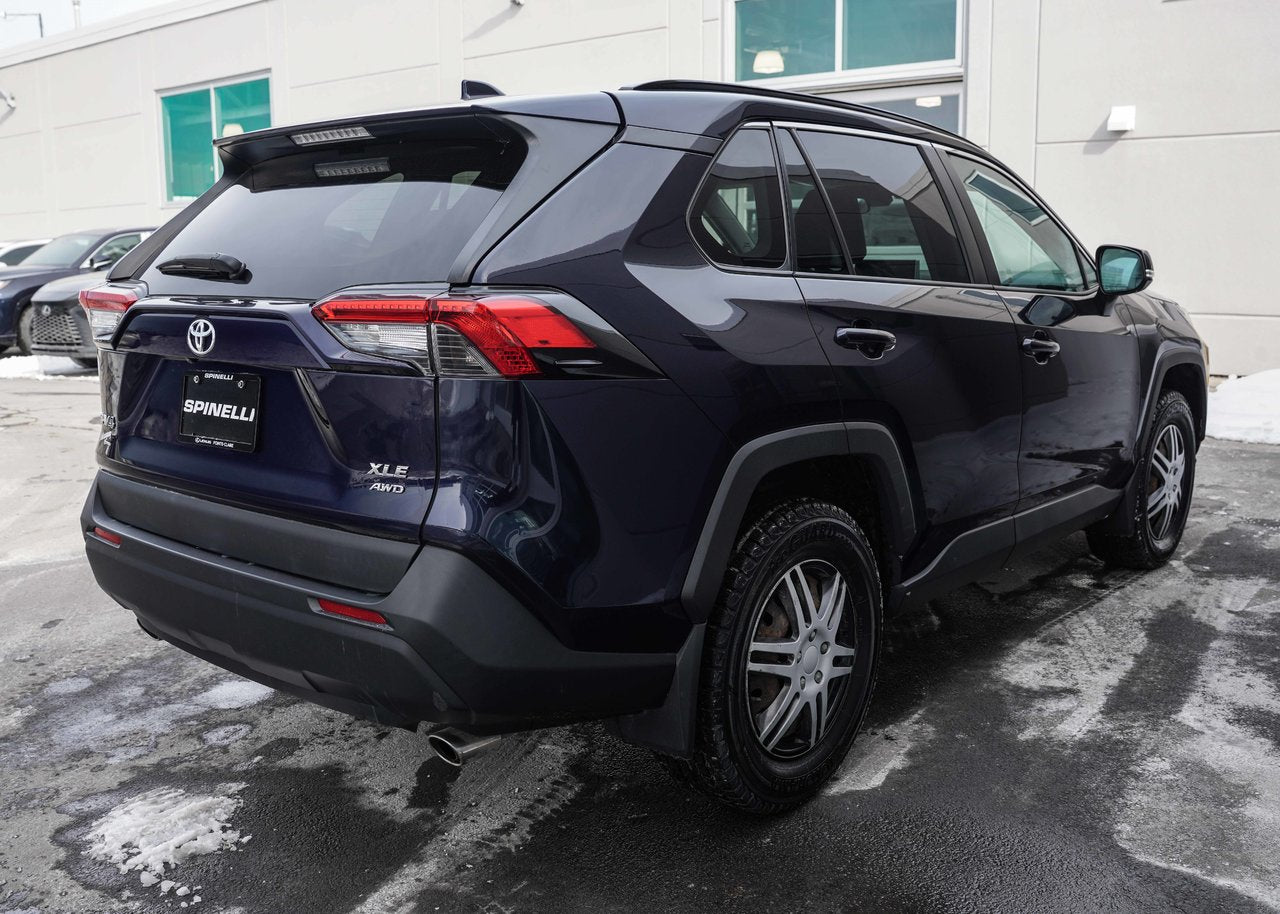 2019 Toyota RAV4 *XLE PREMIUM*