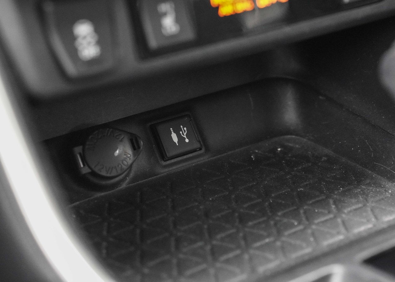 2019 Toyota RAV4 *XLE PREMIUM*