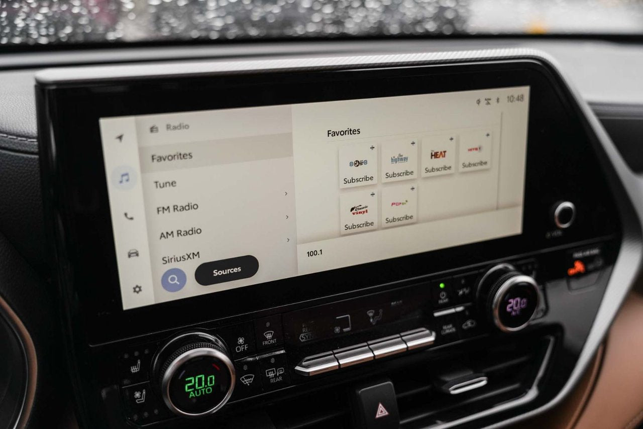 2023 Toyota Highlander Hybrid PLATINUM