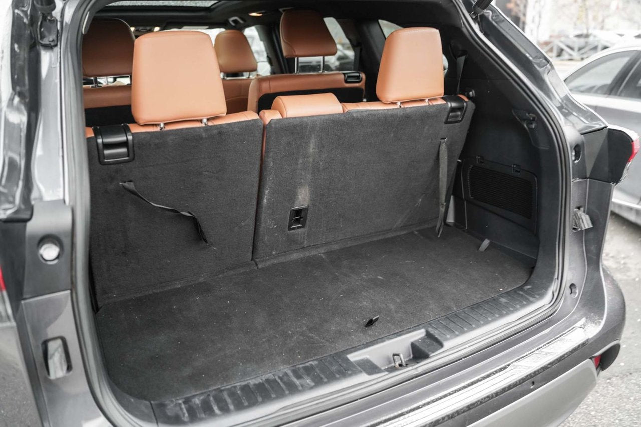 2023 Toyota Highlander Hybrid PLATINUM