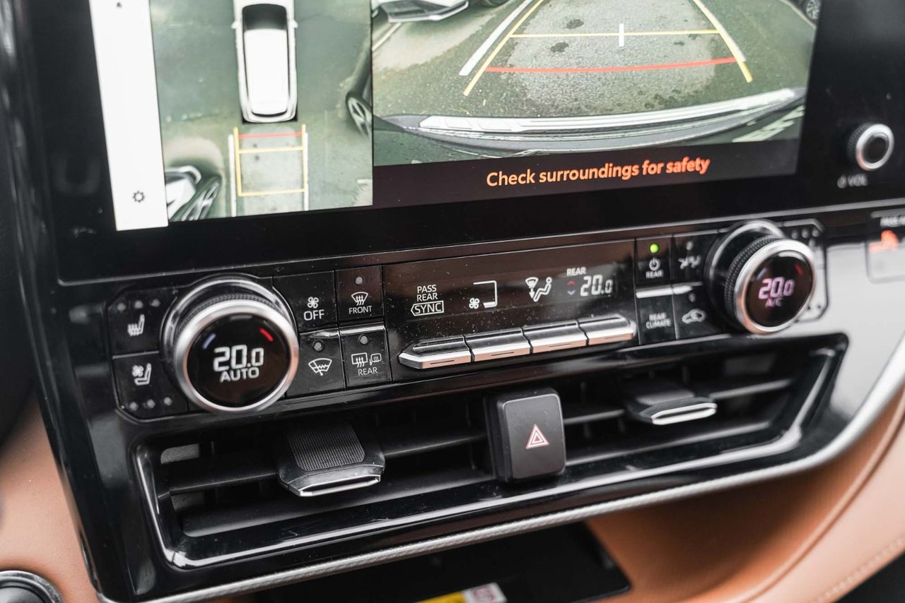 2023 Toyota Highlander Hybrid PLATINUM