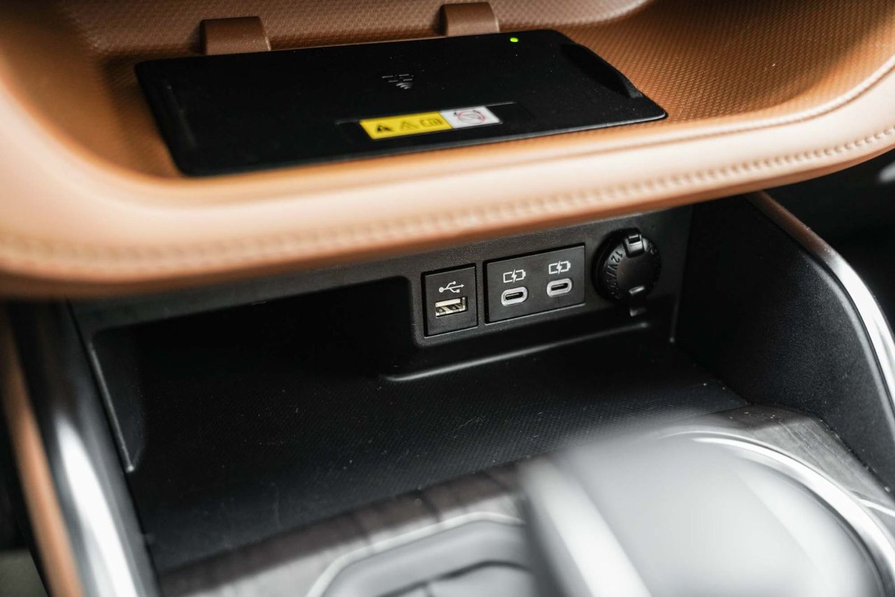 2023 Toyota Highlander Hybrid PLATINUM