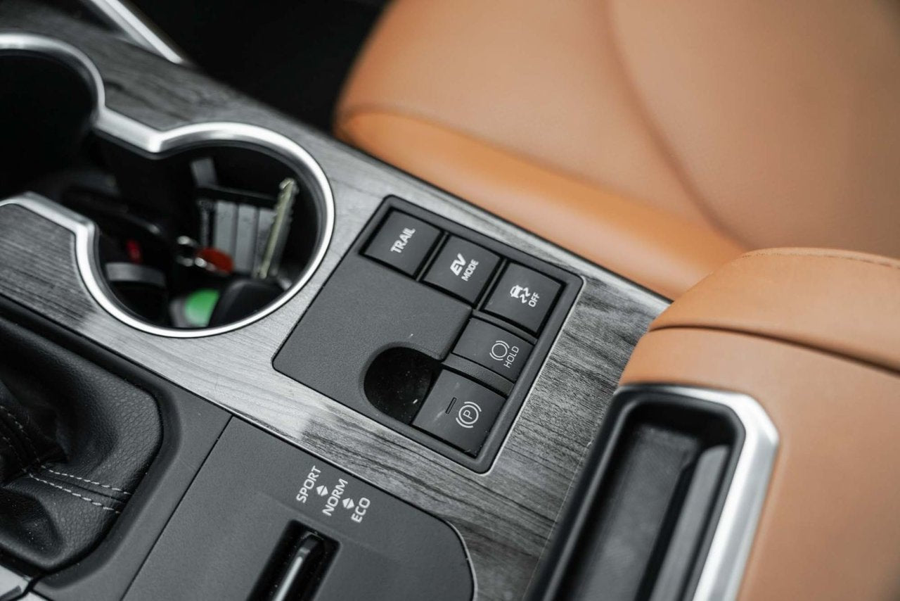 2023 Toyota Highlander Hybrid PLATINUM