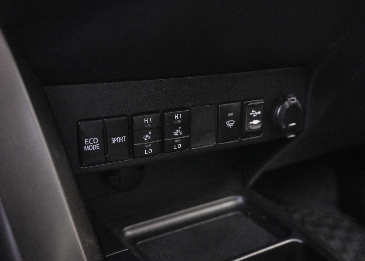 2013 Toyota RAV4 **XLE AWD**