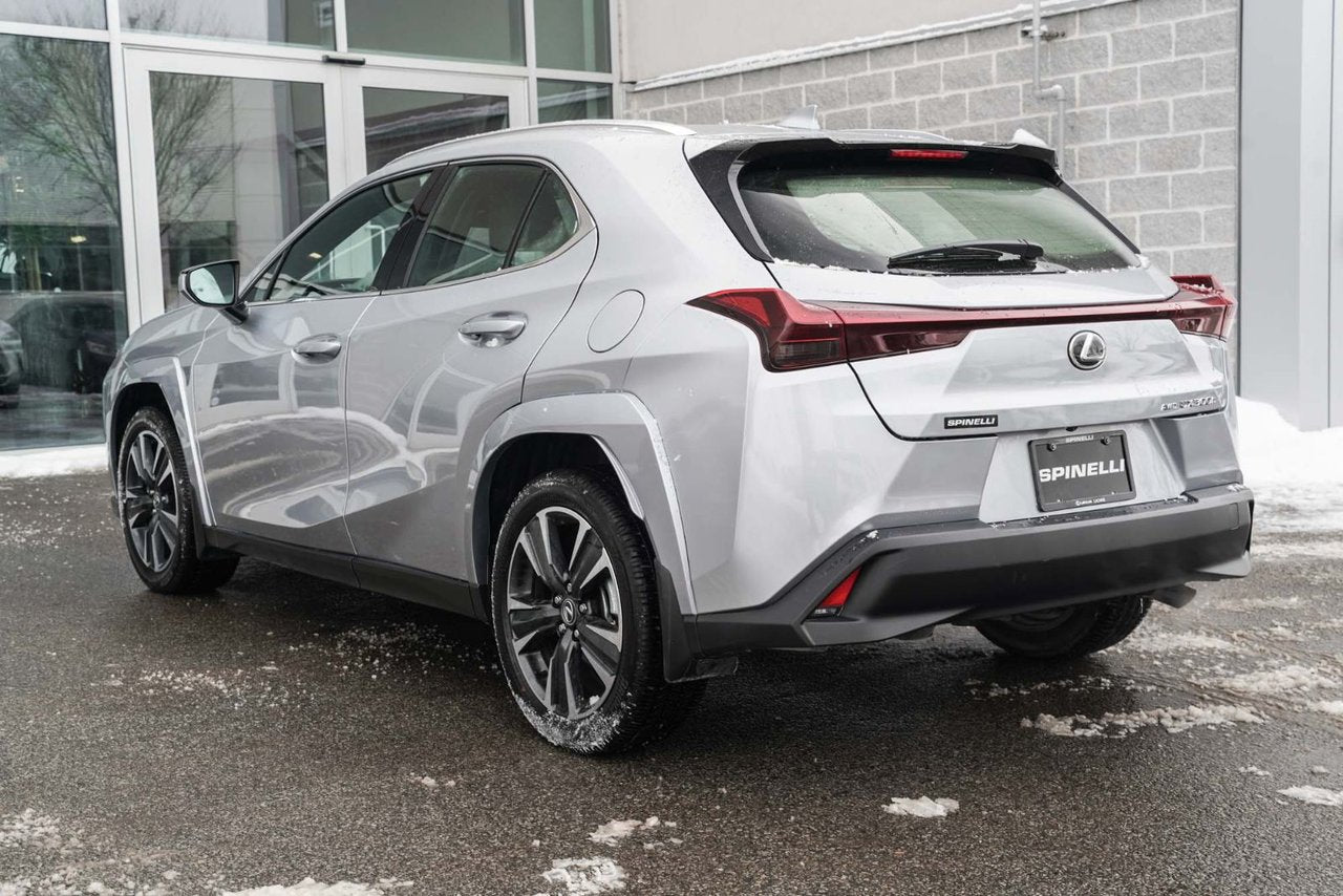 2025 Lexus UX 300h PREMIUM HYBRIDE BAS KM CUIR TOIT