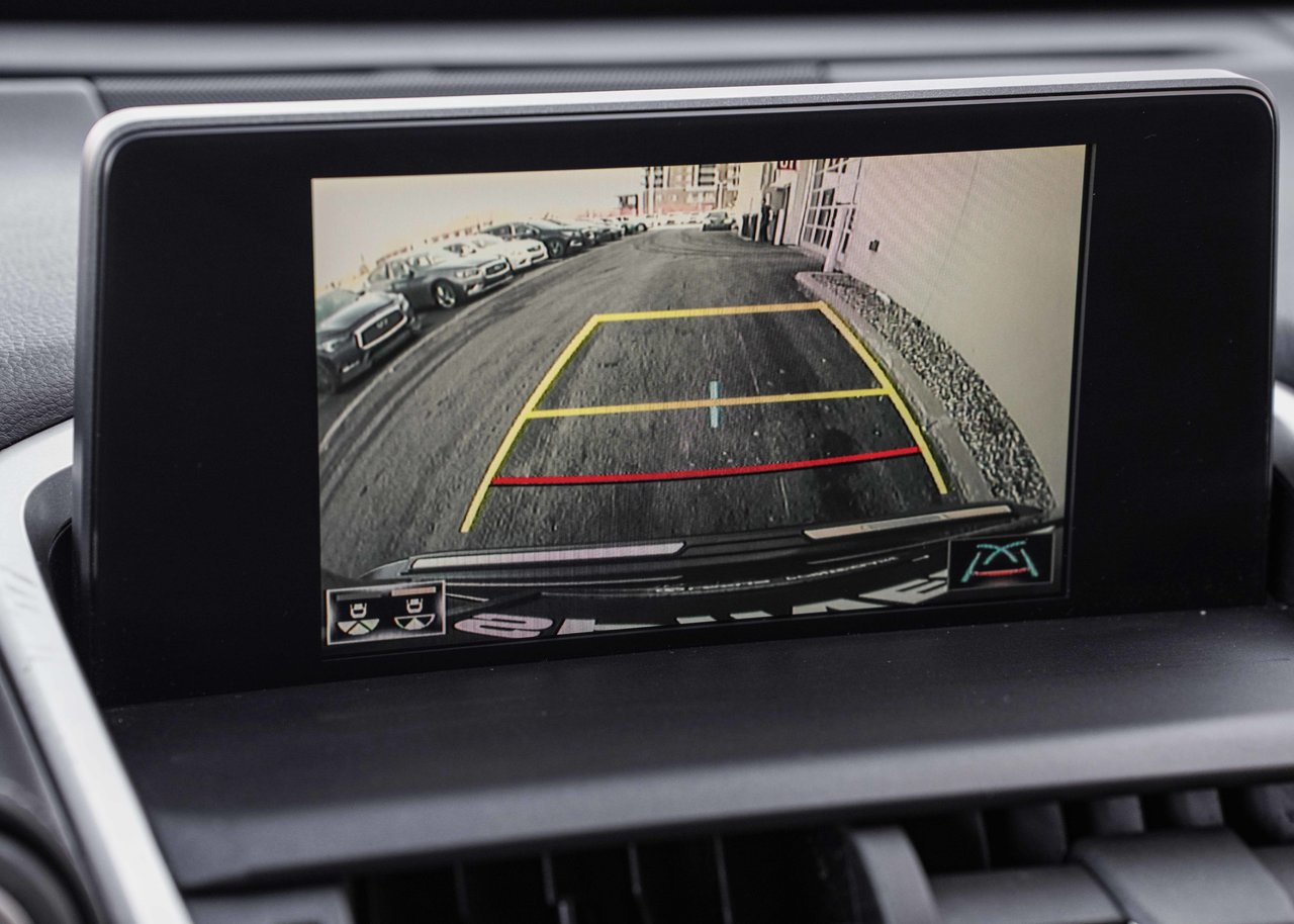 2020 Lexus NX 300 **PREMIUM PACKAGE**