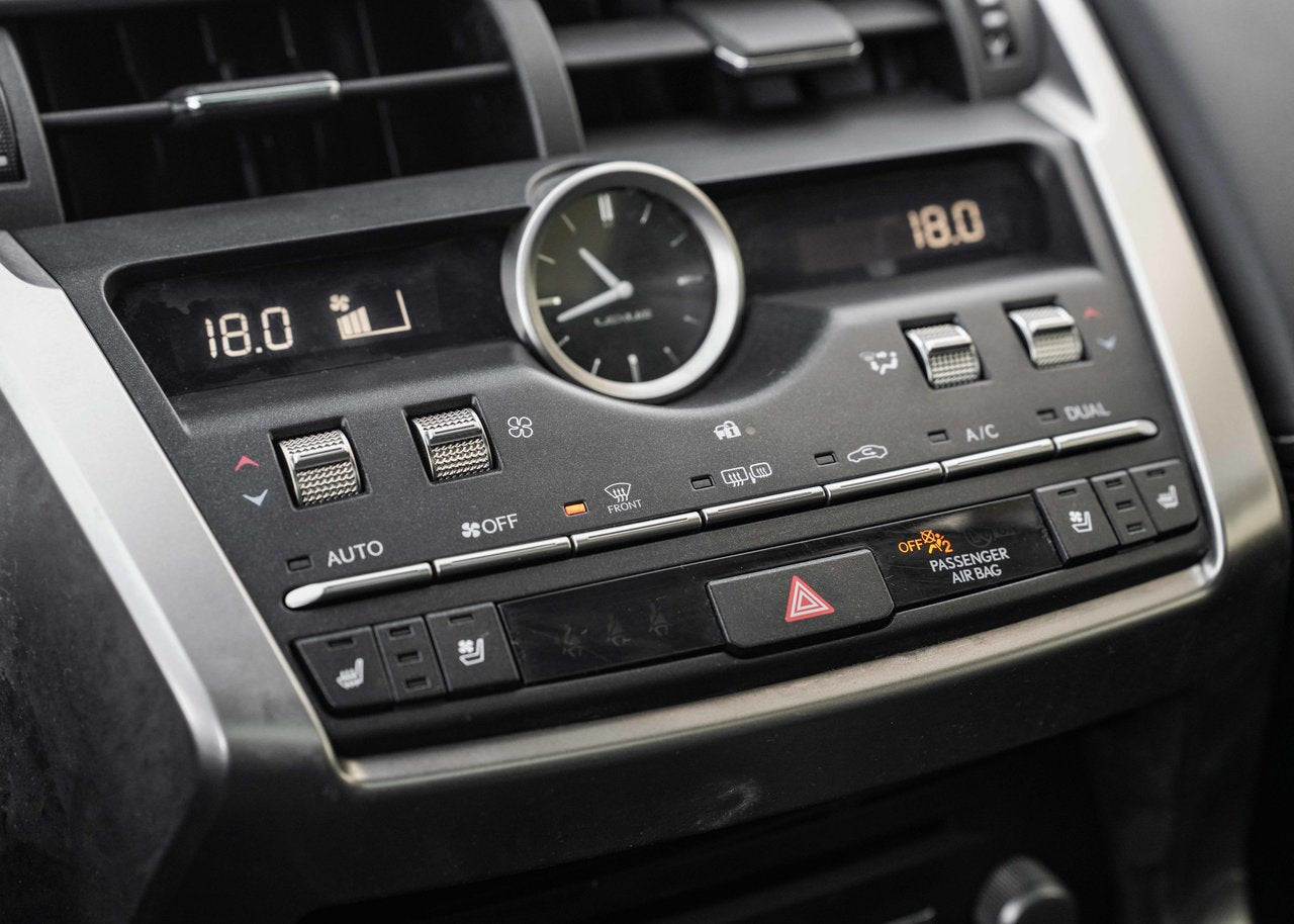 2020 Lexus NX 300 **PREMIUM PACKAGE**