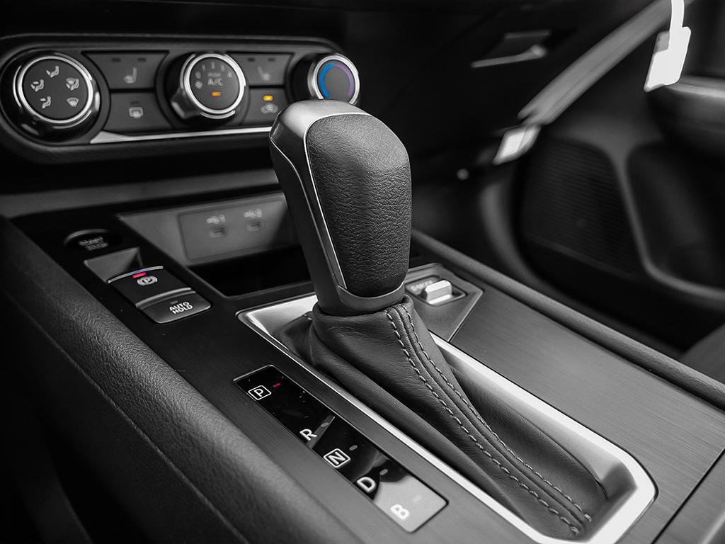 2026 Nissan Kicks S FWD