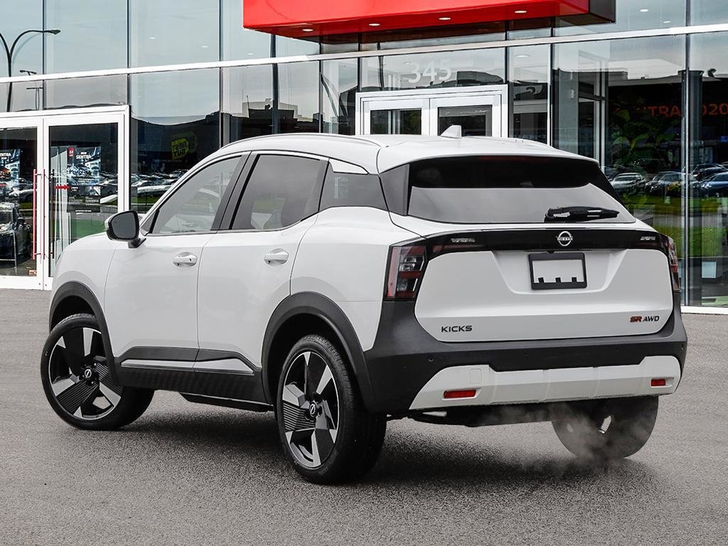2026 Nissan Kicks SR AWD